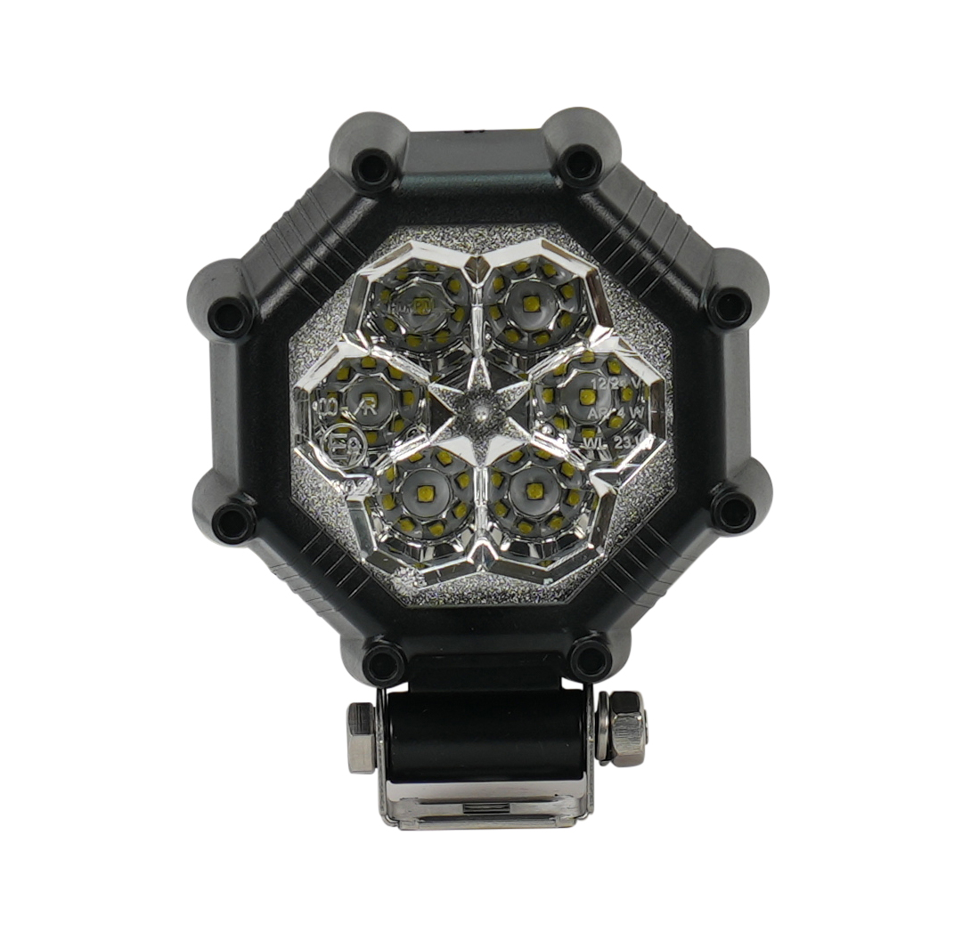 APGermany-LRD2984_HOR73_LED-Scheinwerfer-Bild-7